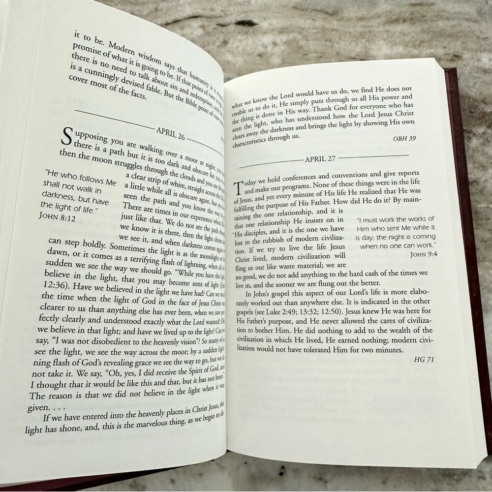 Daily Thoughts For Disciples-Oswald Chambers Christian Library Faith Book